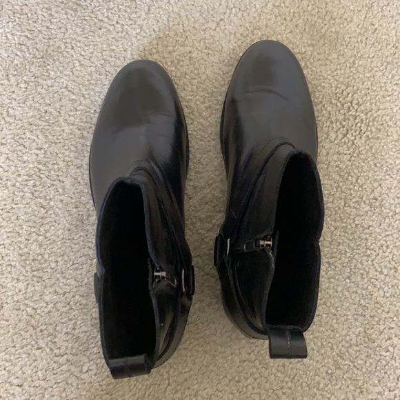 Urban Outfitters Black Boots - Picture 7 of 8